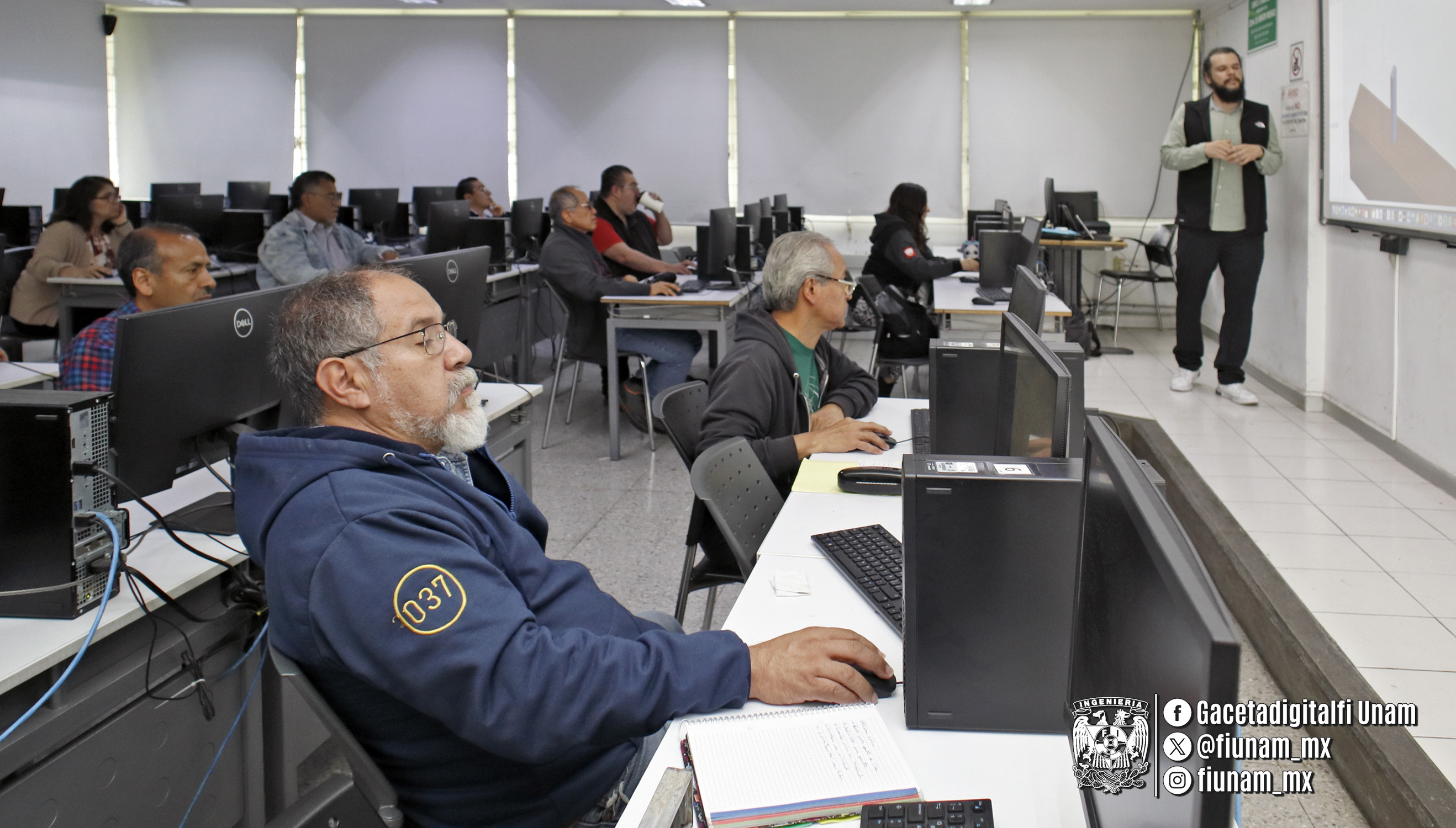 La Facultad de Ingeniería fortalece vinculación con el bachillerato universitario mediante cursos.
