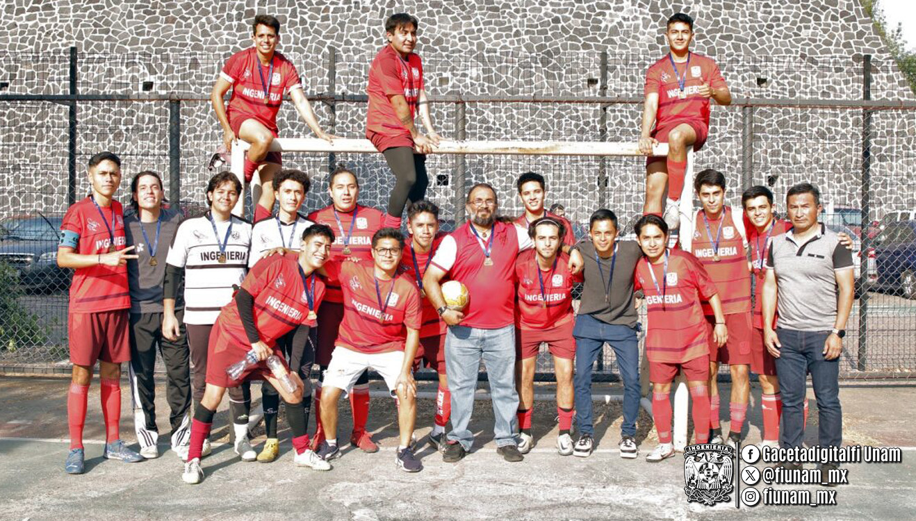 Tras un partido de volteretas épicas, la Facultad de Ingeniería es campeona en futbol de sala varonil.