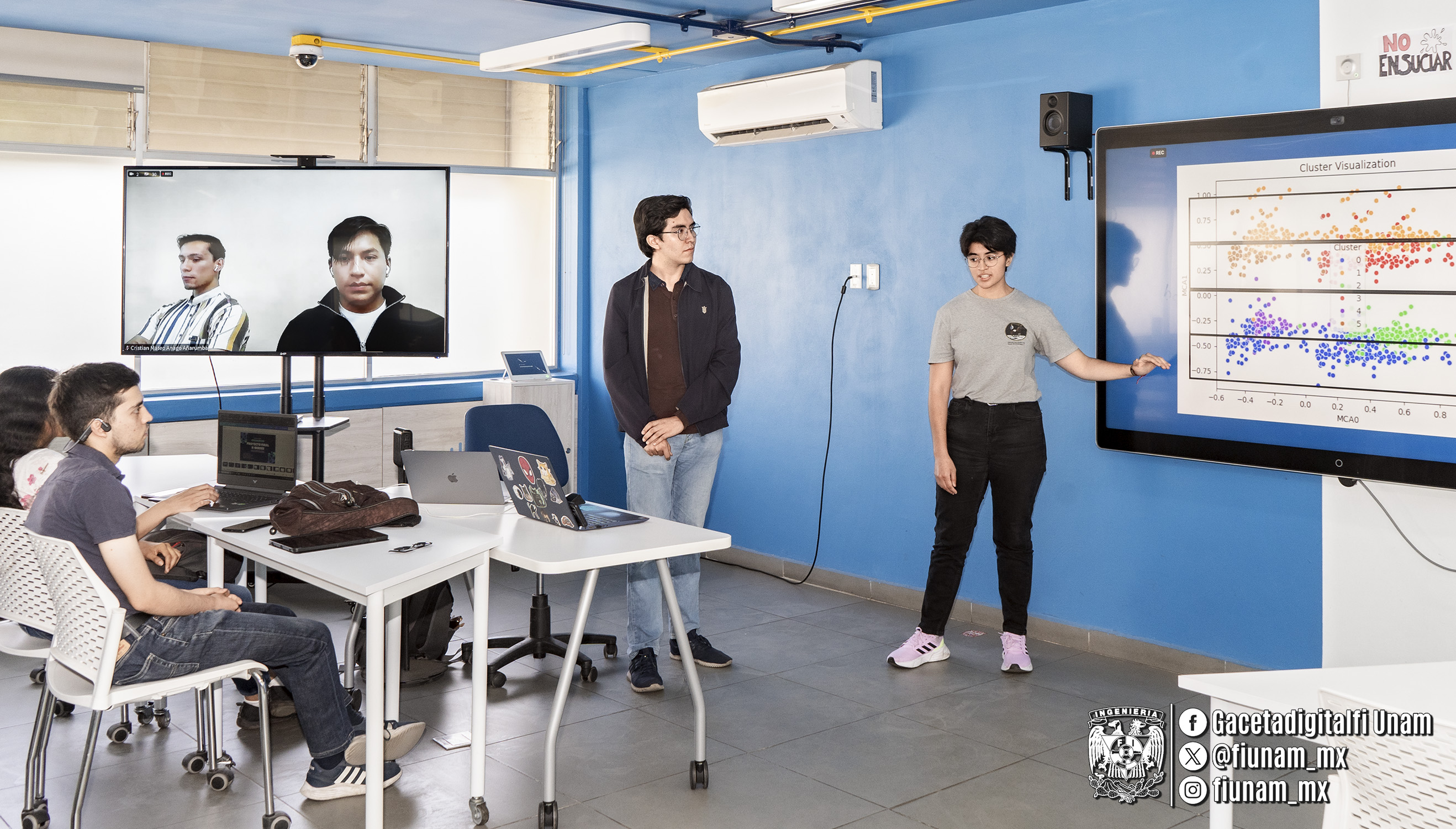 Estudiantes de la FI-UNAM y de la Pontificia Universidad Católica del Ecuador exponen proyectos finales COIL.