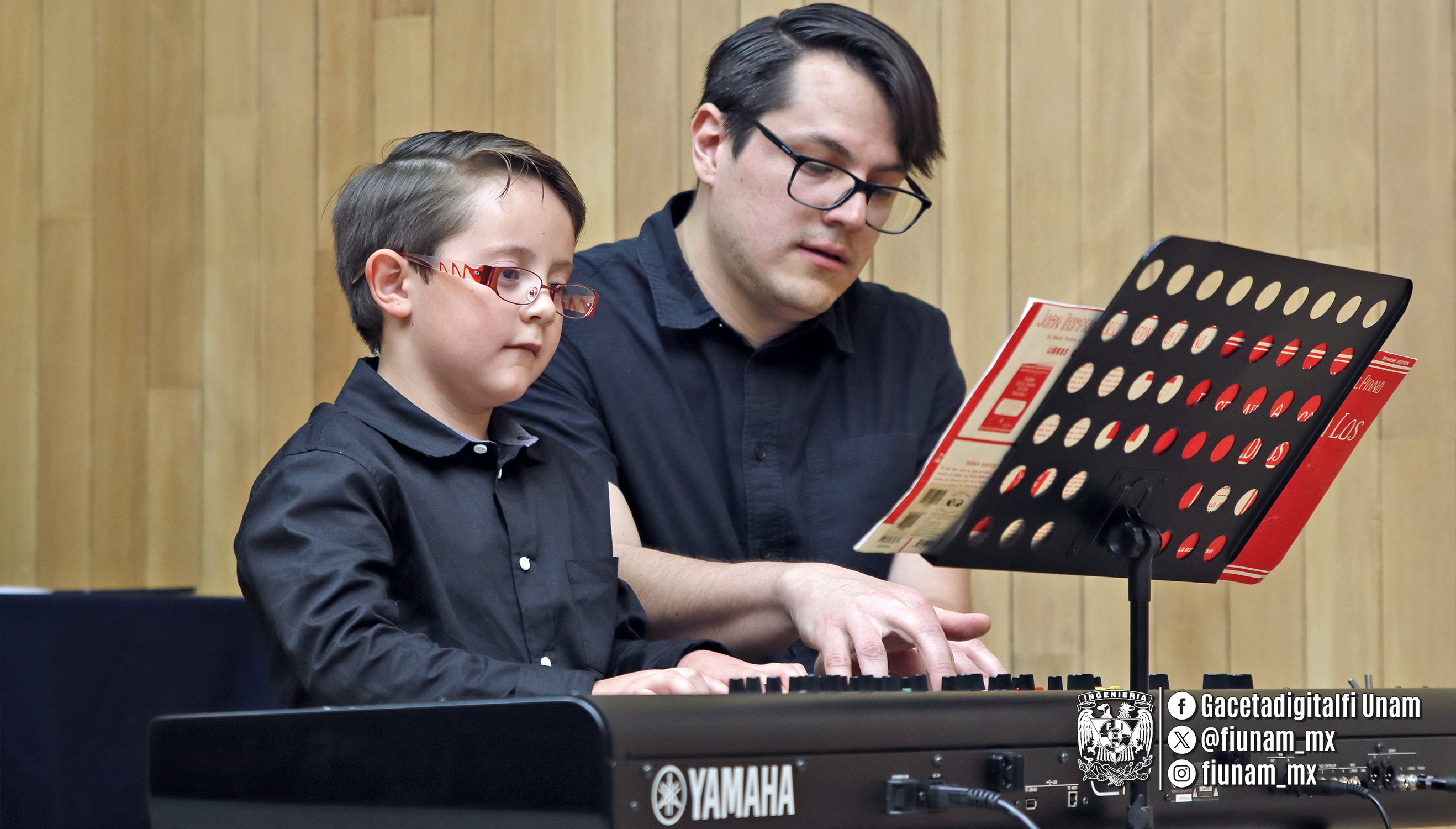 Niñas y niños ofrecieron un concierto como parte de las actividades culturales de la Facultad de Ingeniería.