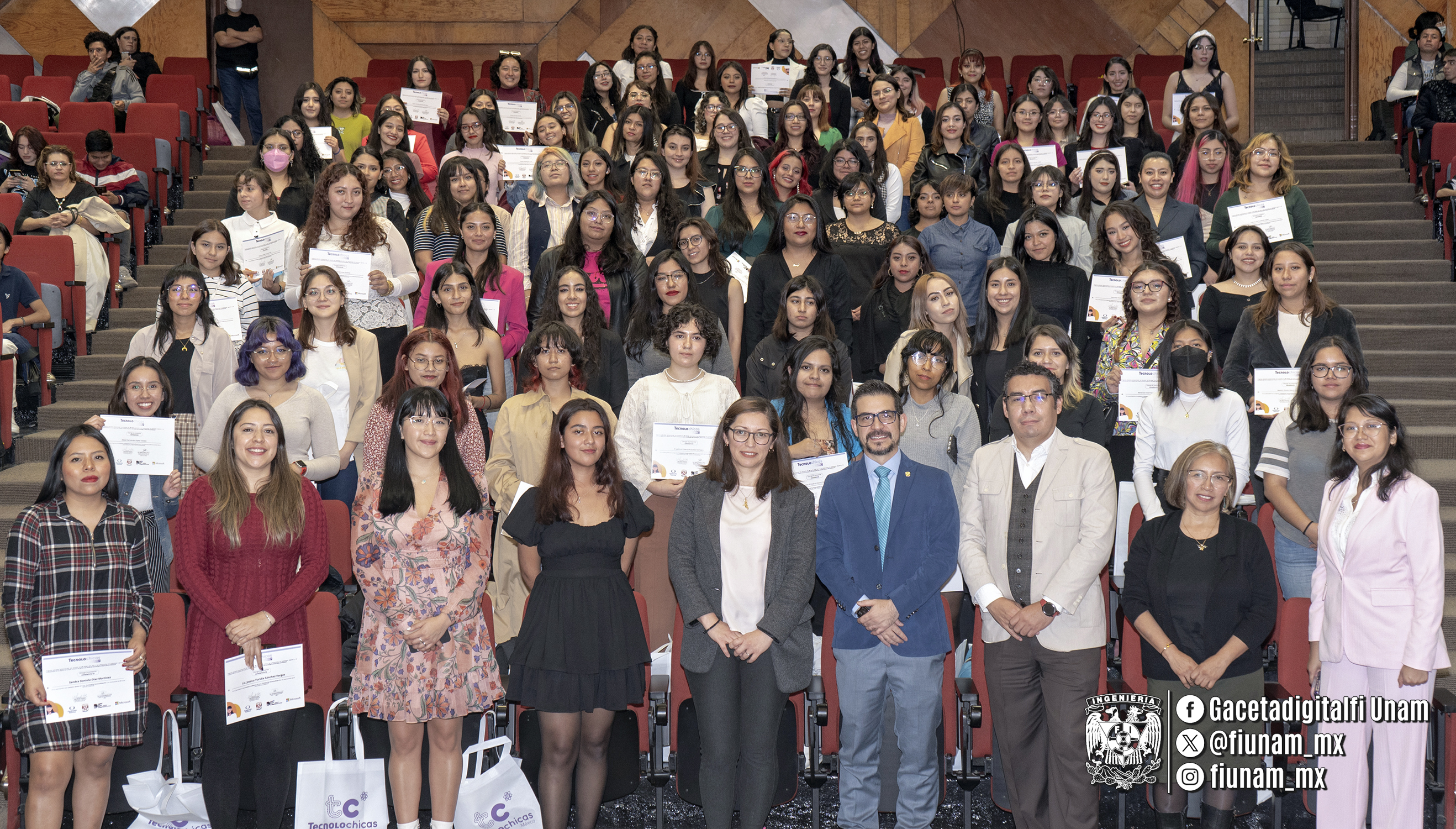 Tecnolochicas Pro en Ingeniería